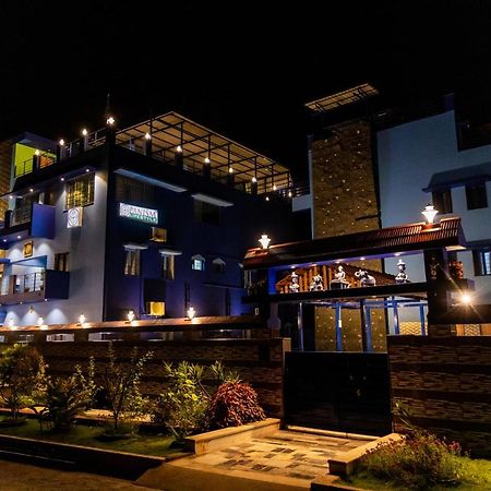 Panism Lifestyle Hotel Auroville Exterior photo