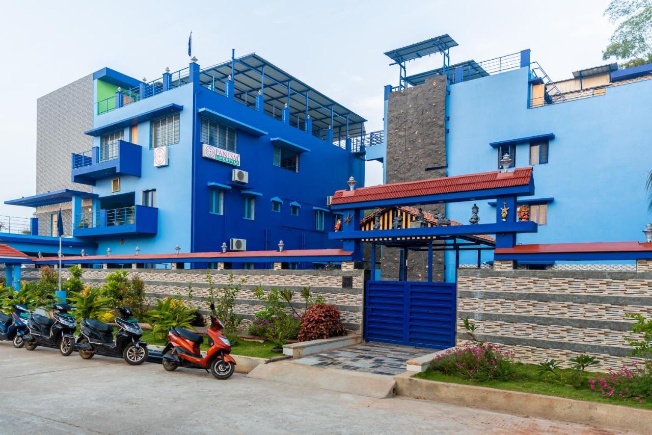 Panism Lifestyle Hotel Auroville Exterior photo