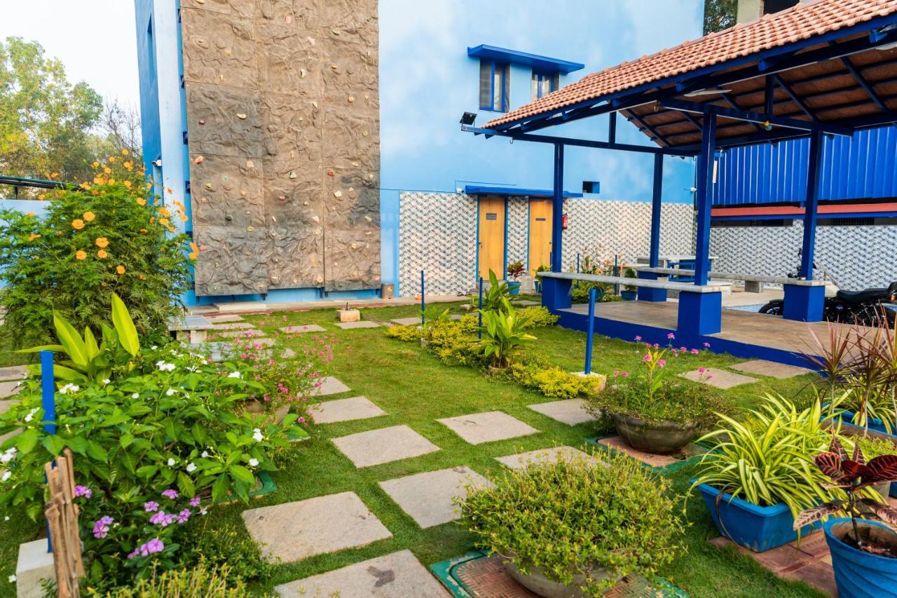 Panism Lifestyle Hotel Auroville Exterior photo